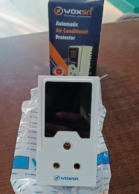 Woxsn Automatic Voltage Protector
